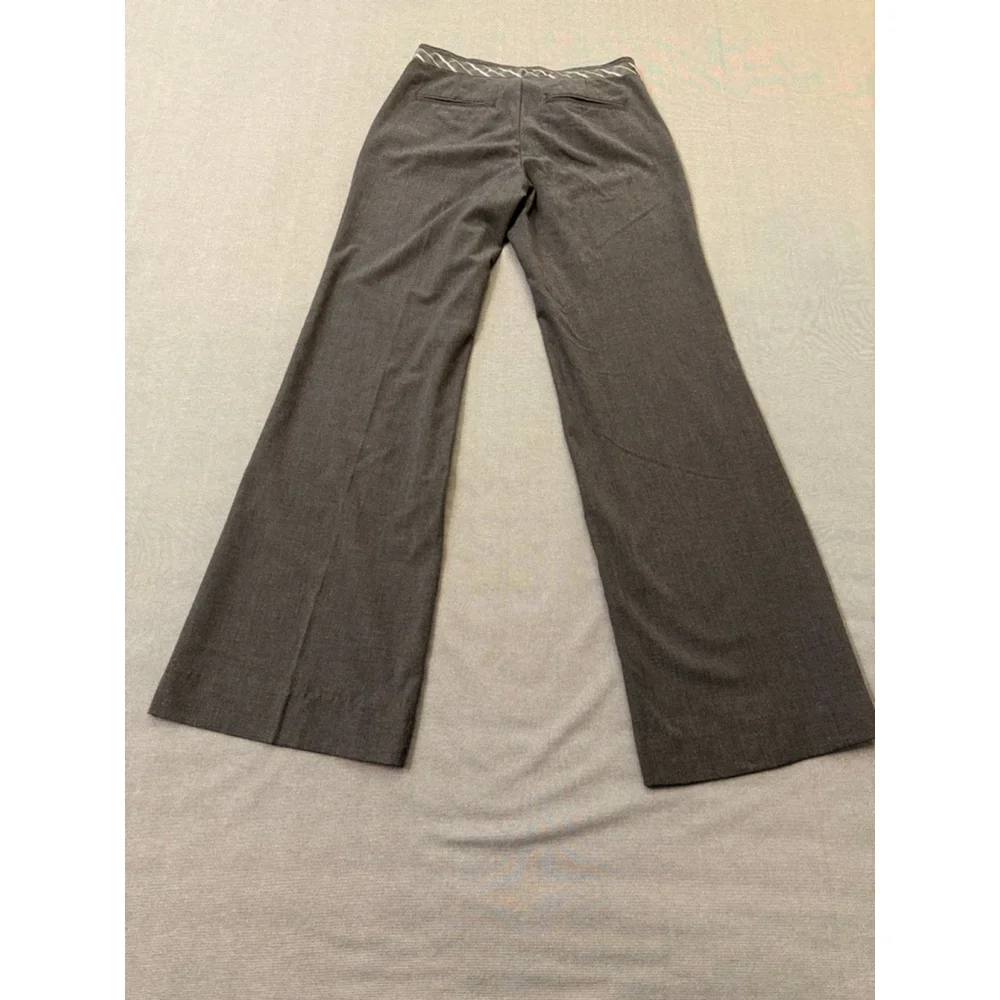 Flared Leg Dress Pants Old Navy Gray Size 4 w/Faux Belt Low waist Stretch